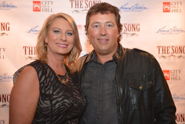 ‘Duck Dynasty’ Star Opens Up About Wife’s Affair, Says All Is Forgiven