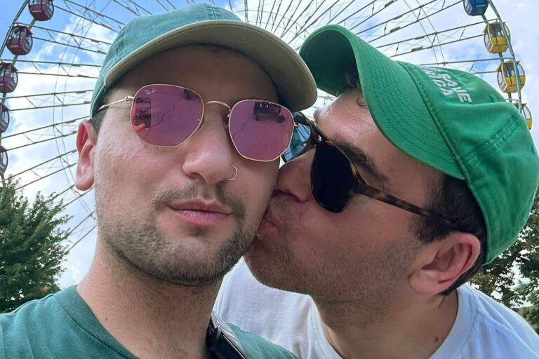 “Pod Save America” Host Jon Lovett Marries Ari Schwartz