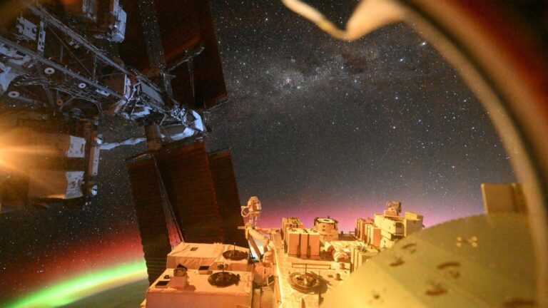 Astronaut captures aurora magic from the ISS photo of the day for May 28, 2026