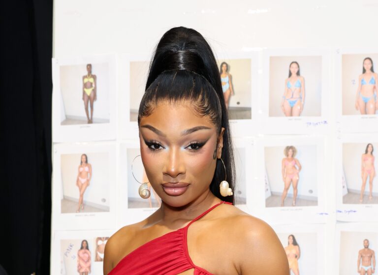 Megan Thee Stallion Heats Up The TL With Fresh NEW Look