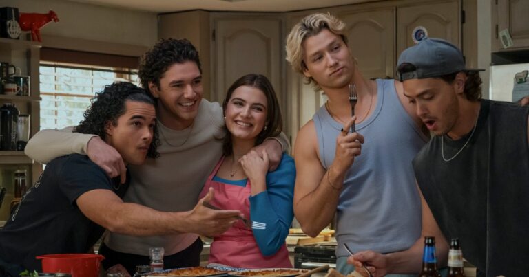 Off Campus Loses Main Character Before Season 2 in Surprise Exit