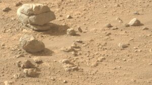 Strange stacked stones spotted on Mars photo of the day for May 21, 2026