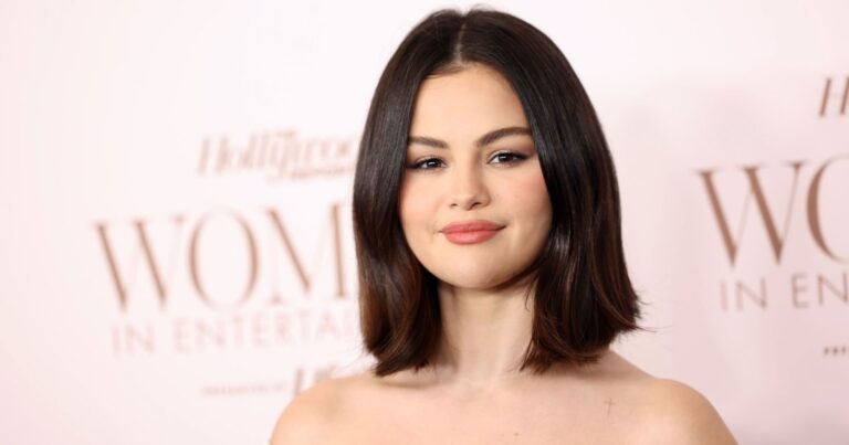 Selena Gomez’s Exact Free People Blouse Is a Rich-Girl Staple