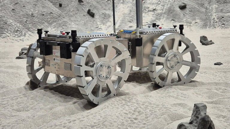 Watch this bio-inspired Mars rover concept ‘swim’ through sand on curved wheels (video)