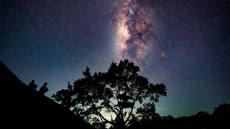 New moon of May 2026 brings stunning views of the Milky Way, Venus and Mars