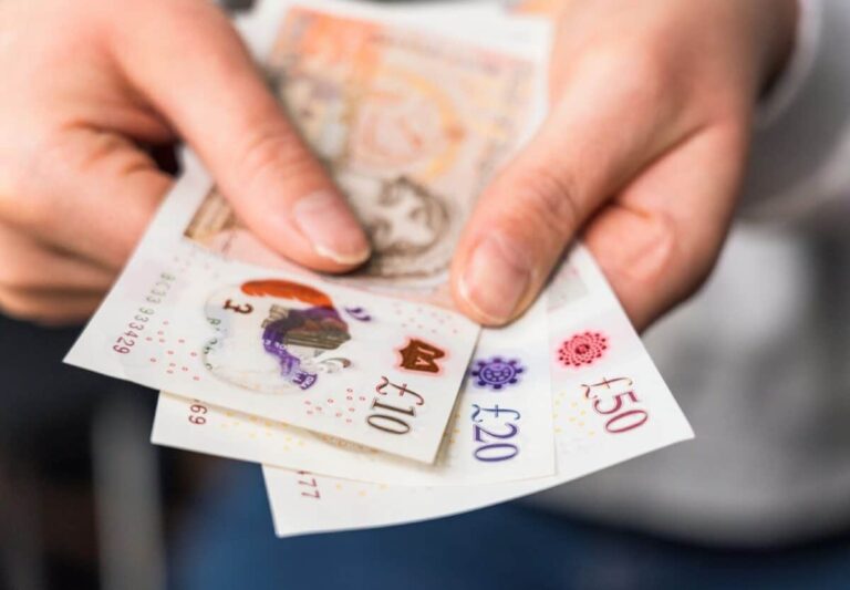 Here’s how big an ISA’s needed to earn a £1,000 monthly passive income