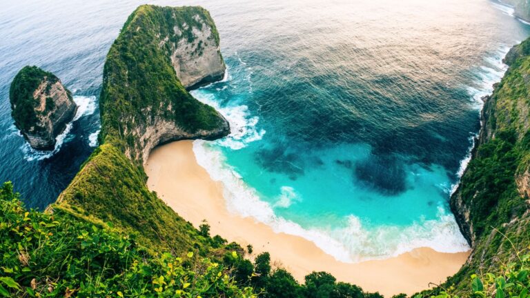 The BEST Beaches in Bali (Swimming and Surfing)