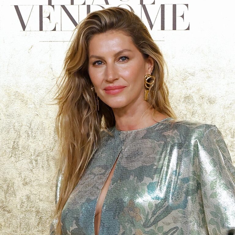 Gisele Bündchen’s Rare Photo of Her 3 Kids With Tom Brady, Joaquim Valente