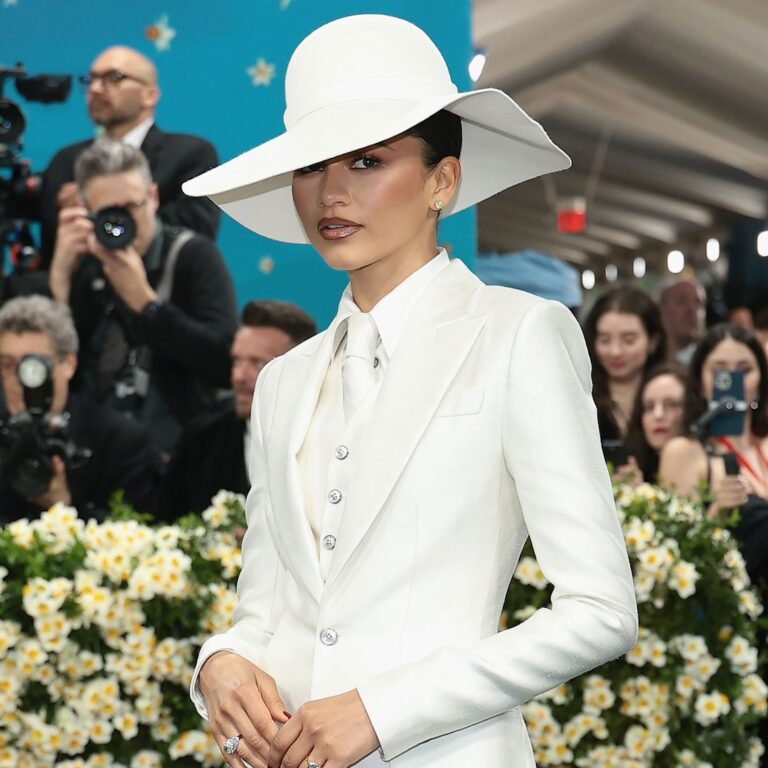 How to Watch Red Carpet, Live From E!