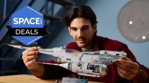 Finally, the Mandalorian’s N-1 starfighter gets the respect it deserves with this Lego UCS set.