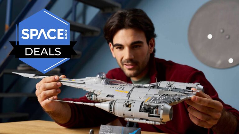 Finally, the Mandalorian’s N-1 starfighter gets the respect it deserves with this Lego UCS set.