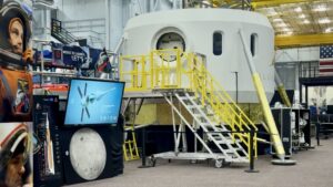 Blue Origin’s lunar lander mockup is ready for NASA Artemis astronaut training