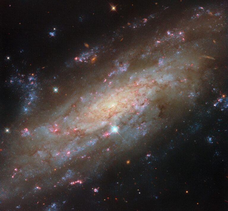 Hubble Spots a Starry Spiral