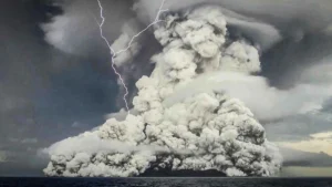 Scientists stunned as volcano cloud destroys methane in the atmosphere
