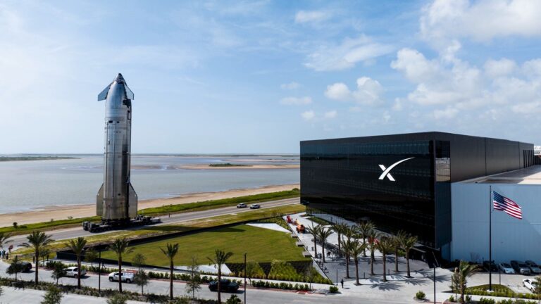 Worker dies at SpaceX’s Starbase in leadup to Starship V3 megarocket launch