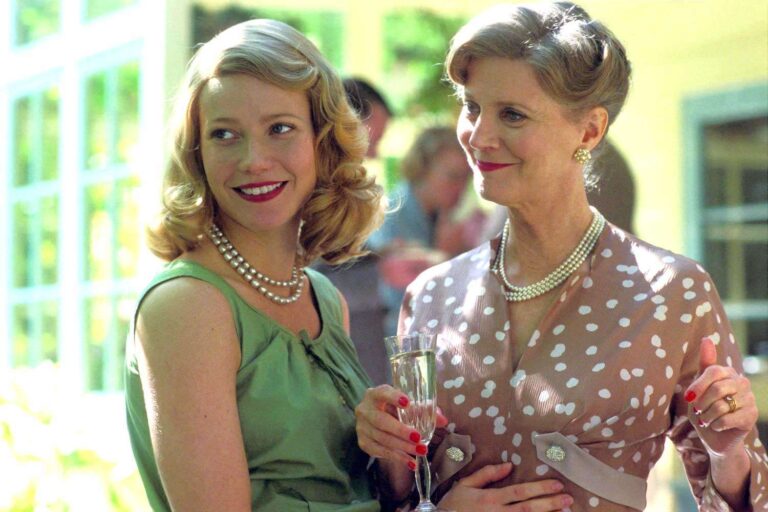 10 Celebrity Mother-Daughter Duos Who Have Shared the Screen