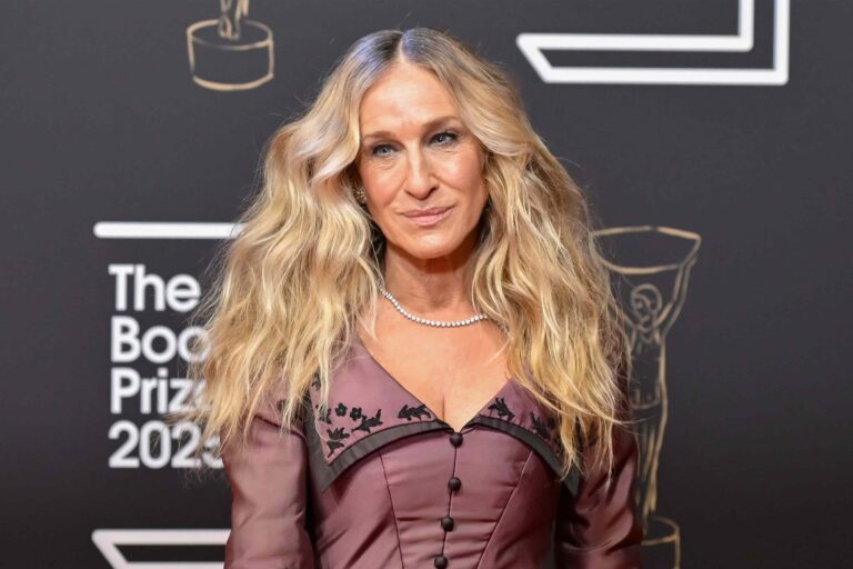 Pleated Skirts Never Went Out of Style — and Sarah Jessica Parker’s Decades-Long Obsession Is Proof