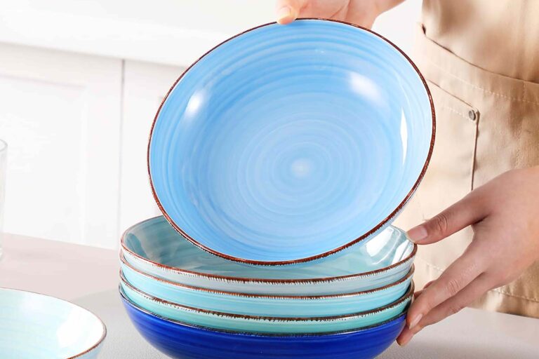 Prime Members Can Snag These Pasta Bowls That Shoppers Say Make Their ‘Salad Presentation Pop’ for $6 Apiece