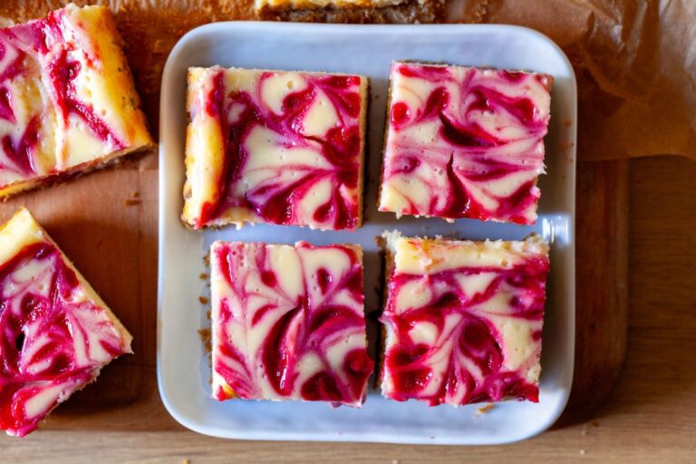 raspberry swirl cheesecake bars – smitten kitchen