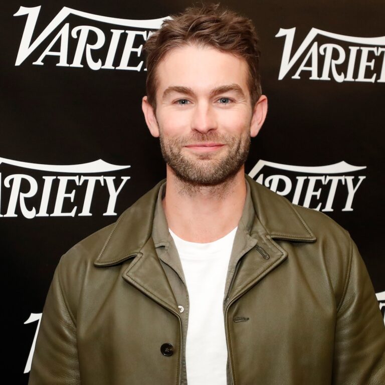 Did Chace Crawford Date Gossip Girl Costars? The Truth 