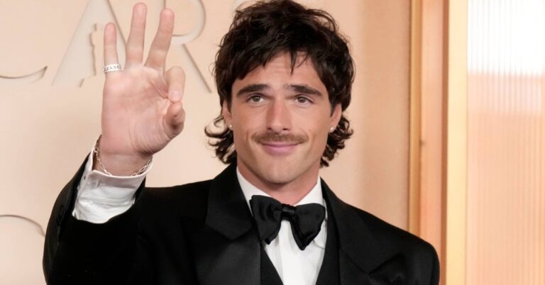 Celebs Who Stayed Home vs Stars Who Left Town