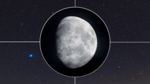 What is the blue-white star next to the moon on May 26?