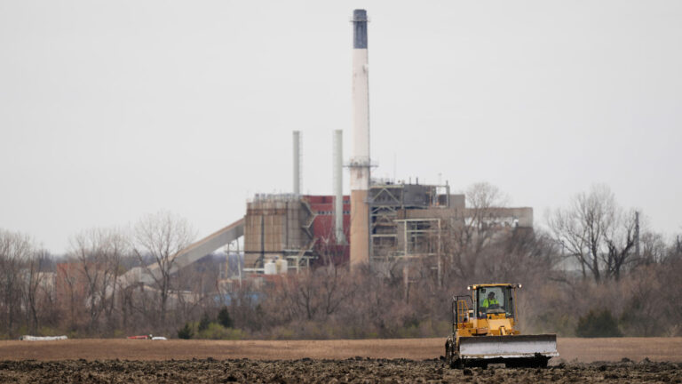 The AI boom has a dirty energy problem » Yale Climate Connections