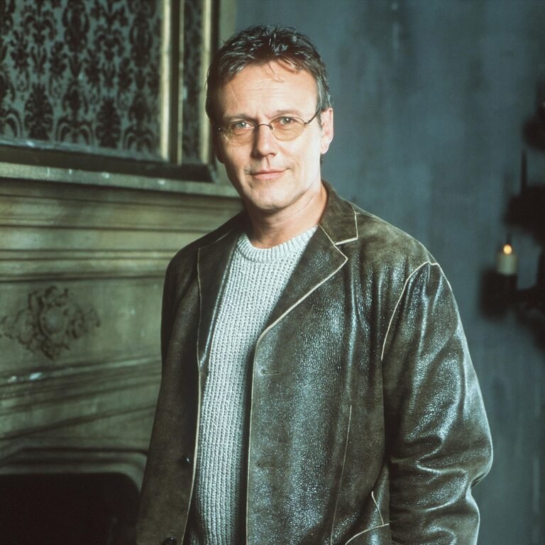 Ted Lasso, Buffy Star Anthony Head Dead at 72 After Pneumonia Complications