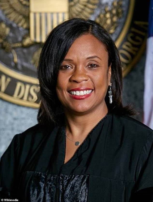 Atlanta judge’s courthouse sex with top cop was so loud it sickened her law clerks…now her tone-deaf apologies to her mortified staff are exposed
