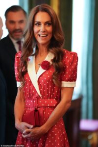 Kate is all smiles with Davina McCall as she and Charles thank Brits leading the nation’s battle against cancer after their own diagnoses