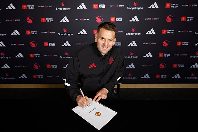 Man United agree new one-year deal with Tom Heaton, 40 – who has not played a first team game in over THREE years – as veteran prepares to enter his 21st season as a professional footballer