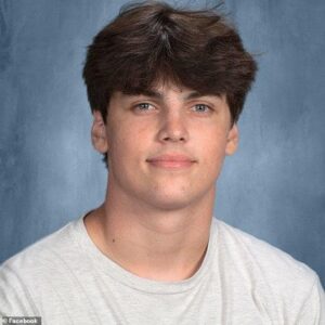 Austin Metcalf repeatedly said he wasn’t going to fight Karmelo Anthony who ‘provoked’ altercation before fatal stabbing, jury hears