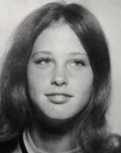 Three girls walked into a mall to buy Christmas presents and vanished forever: Inside one of America’s most haunting unsolved mysteries