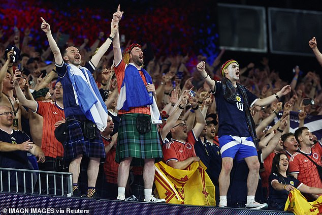 World Cup Breakfast: Bedlam in Boston, match highlights, Tom Brady and IShowSpeed soak up Brazil – and what to look out for today