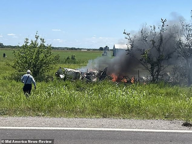 12 dead after plane full of skydivers CRASHES just after takeoff from Missouri airport