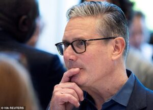 Now even Keir Starmer’s loyalists lose faith and demand he quit to hand over to Andy Burnham… as pressure grows on ‘lame duck’ PM to agree to leave No10 within a month