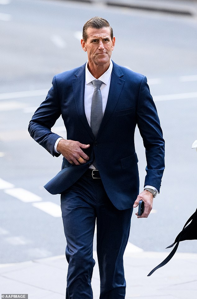 Ben Roberts-Smith withdraws from Australian War Memorial opening where he was due to rub shoulders with Pauline Hanson and Anthony Albanese