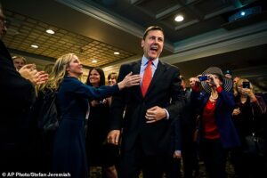 Vanished Republican congressman Tom Kean REAPPEARS 113 days after he was last seen in DC… as mystery swirls over his lengthy disappearance