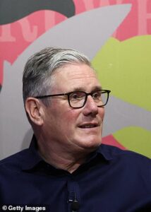 Home Office left in chaos as Keir Starmer refuses to sack junior minister who Shabana Mahmood has accused of disloyalty