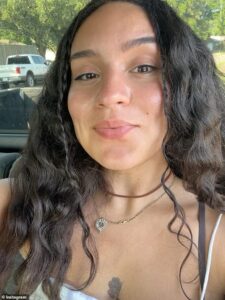 Outraged Texas mom threatens to sue restaurant that kicked her out for breastfeeding her baby while ‘exposing’ herself with no blanket or cover