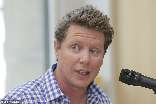 Barefoot Investor Scott Pape warns against alarming trend that could wipe $200,000 from your super