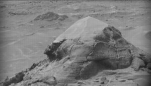 Curiosity Blog, Sols 4920-4926: Surveying the Bands