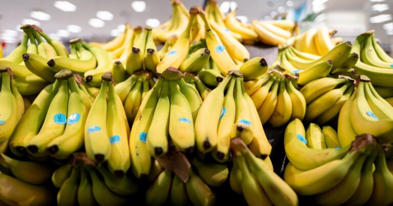 A Banana Can Wipe Out 84 Percent of Your Smoothie Nutrients