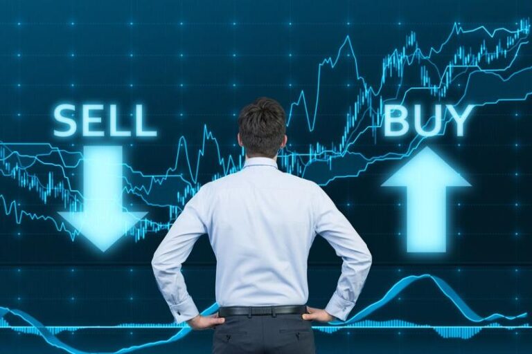 BTC price rises, holds above moving average signal that ETH, SOL can’t penetrate