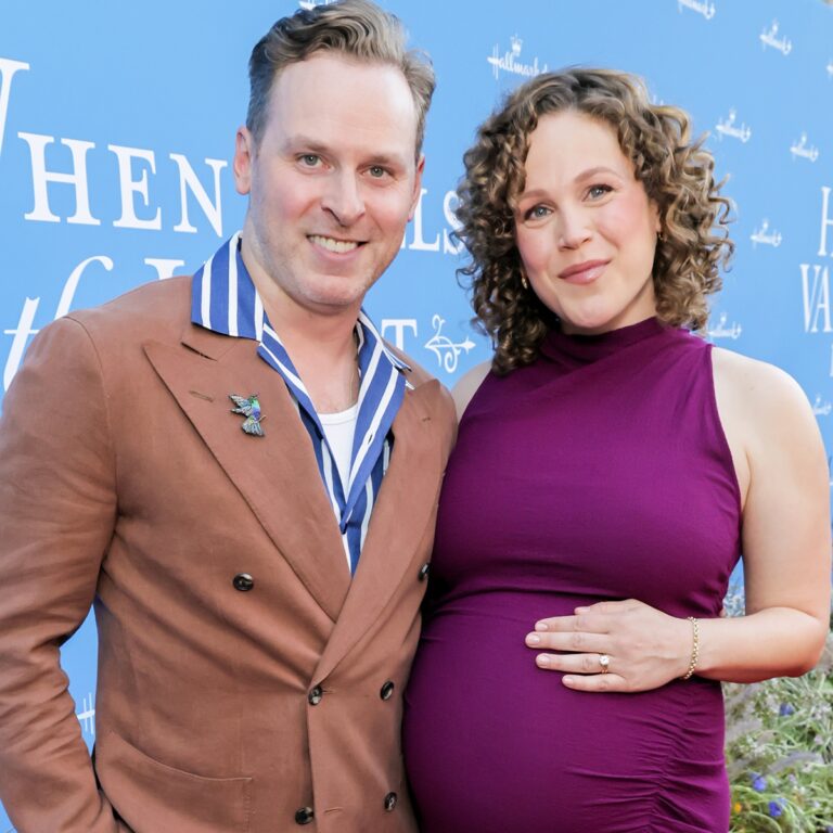 When Calls the Heart’s Erin Krakow, Ben Rosenbaum Welcome First Baby