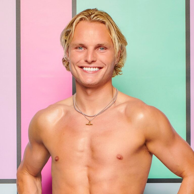 Love Island UK’s George Knight Quits, Leaves Villa for This Reason