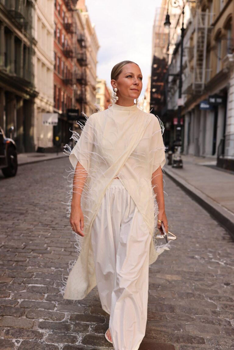 BRIGHT WHITES IN THE CITY