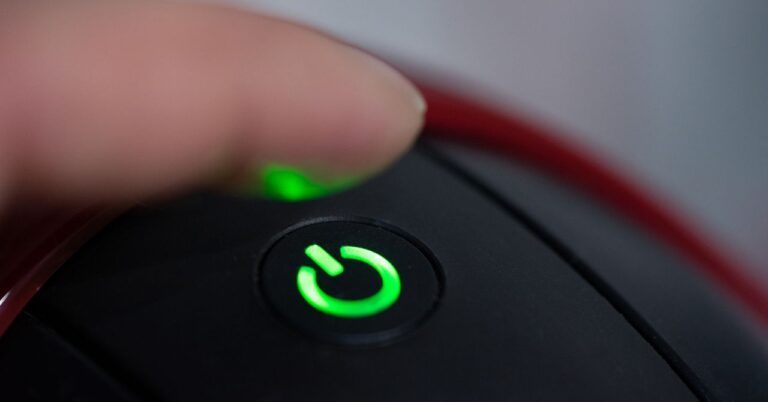 A Critical Deadline Is Approaching for Windows and Linux Security