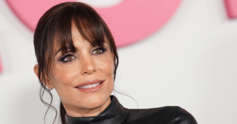 Love Bethenny Frankel’s’s $690 Beach Bag? Get the Look for $50