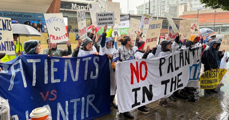 ‘Hands Off Our NHS’: Anti-Palantir Protests Break Out in UK Over Deal With National Health Service